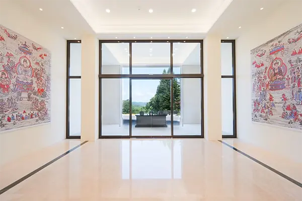 雙峰寶塔的外觀